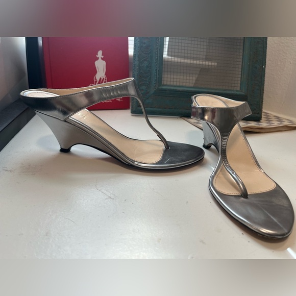 Prada kitten heel sandals size 36 - Picture 2 of 4
